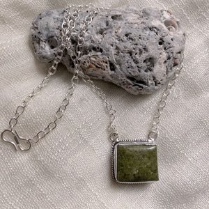 NEW Vintage Design African Vasonite, 925 Silver Necklace.